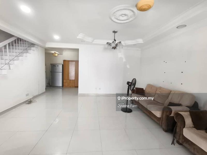 Rumah Berangkai 2 Tingkat untuk Dijual di Taman Taming Jaya, Balakong oleh Jyvene Fam - iProperty.com.my
