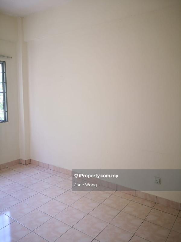 For Sale - Apartment Sri Ara