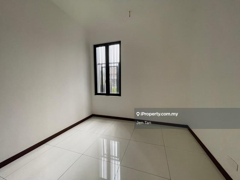 Bungalow House for Sale in Kota Kemuning, Shah Alam by Jen Tan - iProperty.com.my