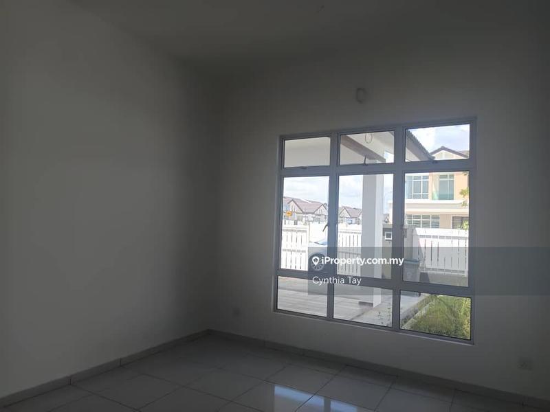 Rumah Berkembar untuk Dijual di Taman Bukit Senawang, Senawang oleh Cynthia Tay - iProperty.com.my