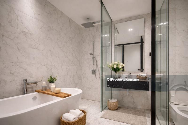 For Sale - Banyan Tree Signatures