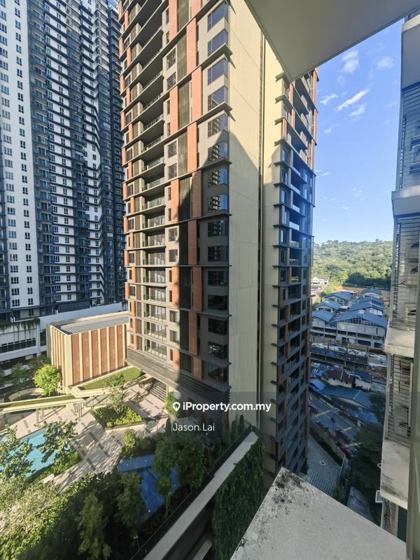 For Sale - Aston Kiara 3