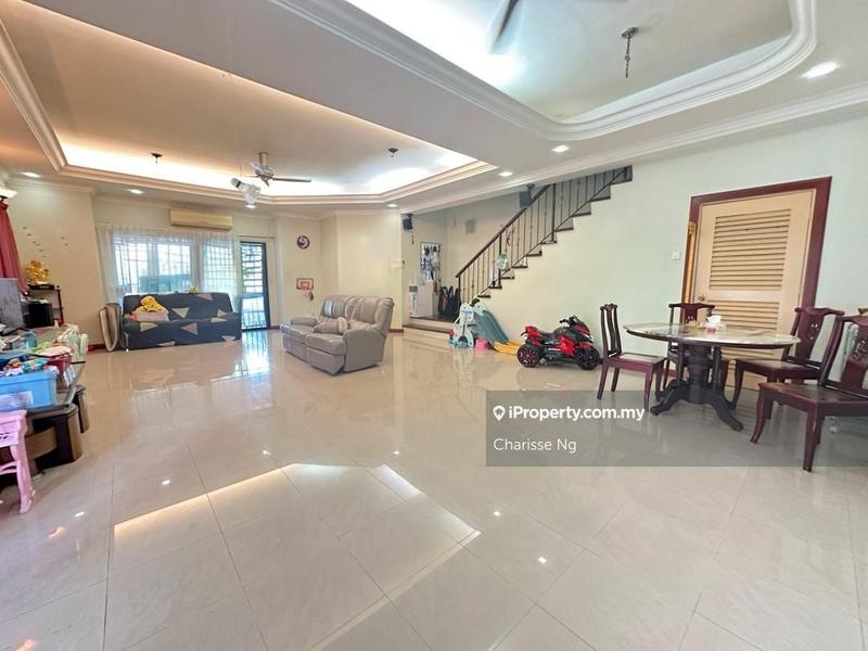 Semi-Detached House untuk Dijual di Taman Taming Indah oleh Charisse Ng - iProperty.com.my