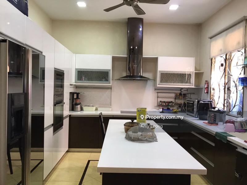 Rumah Berkembar untuk Dijual di Damansara Legenda, Petaling Jaya oleh Amy Leong - iProperty.com.my