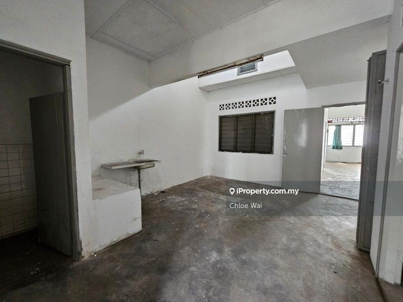 Rumah Berangkai 1 Tingkat untuk Dijual di Happy Garden, Kuchai Lama oleh Chloe Wai - iProperty.com.my