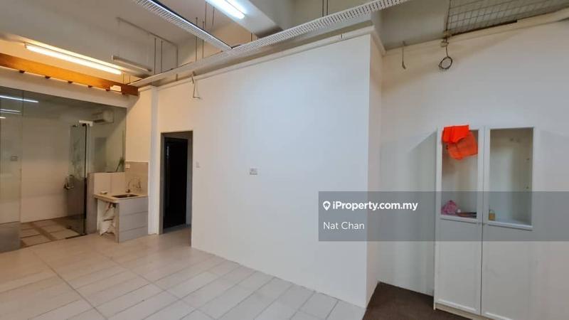 Shop for Sale in SS7, Petaling Jaya by Nat Chan - iProperty.com.my