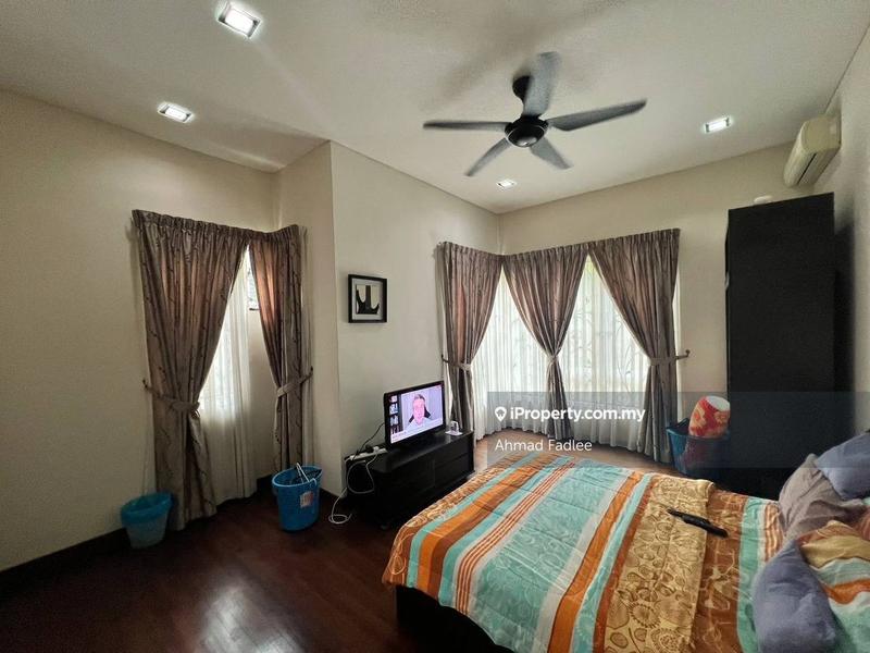 Bungalow House untuk Dijual di Kayangan Heights, Shah Alam oleh Ahmad Fadlee - iProperty.com.my