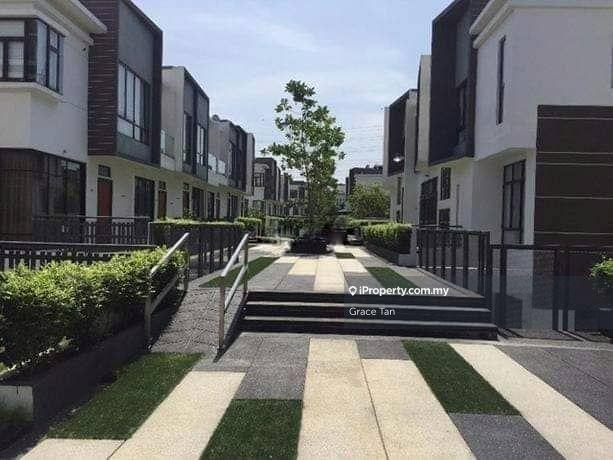 3-storey Terraced House for Sale in Seri Kembangan, Selangor by Grace Tan - iProperty.com.my