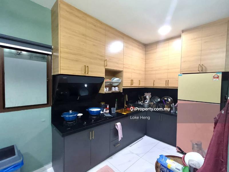 Rumah Teres untuk Dijual di Setia Utama, Setia Alam oleh Loke Heng - iProperty.com.my