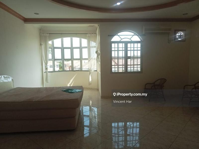 2.5-storey Terraced House for Sale in Taman Limau, Sitiawan by Vincent Har - iProperty.com.my