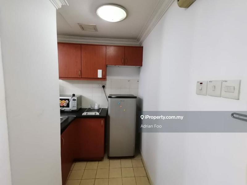 Service Residence for Sale in Dorchester by Adrian Foo - iProperty.com.my