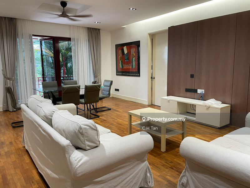 For Sale - Fernlea Court