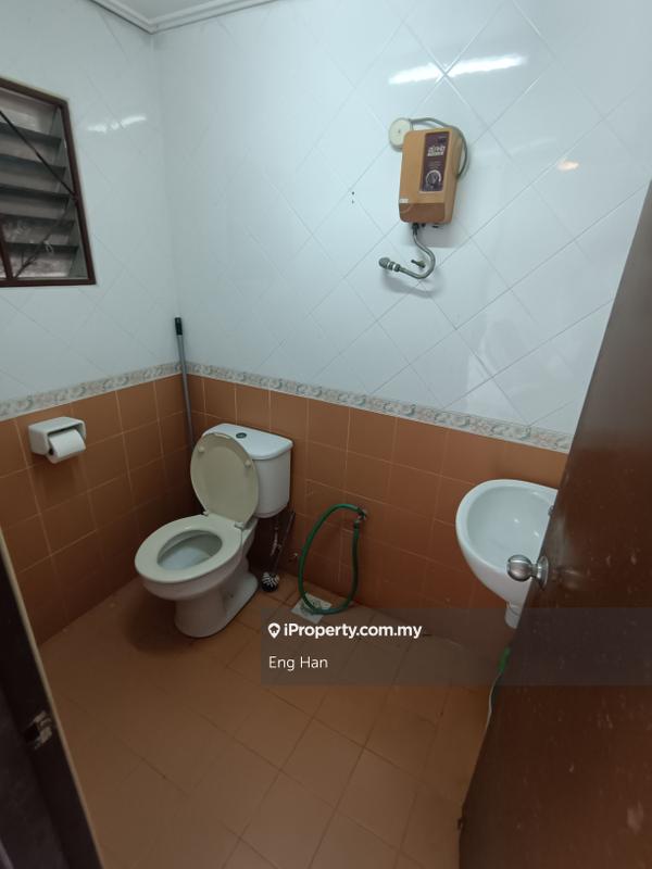 Bungalow House for Sale in Taman Overseas Union (Taman Oug), Jalan Klang Lama (Old Klang Road) by Eng Han - iProperty.com.my