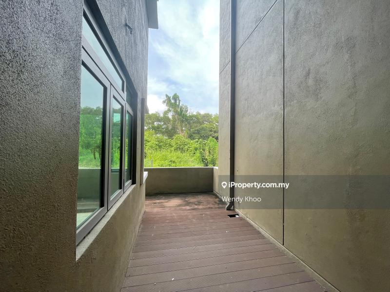 Rumah Teres 3-Tingkat untuk Dijual di Bandar Putra Permai, Seri Kembangan oleh Lawrence Khoo - iProperty.com.my
