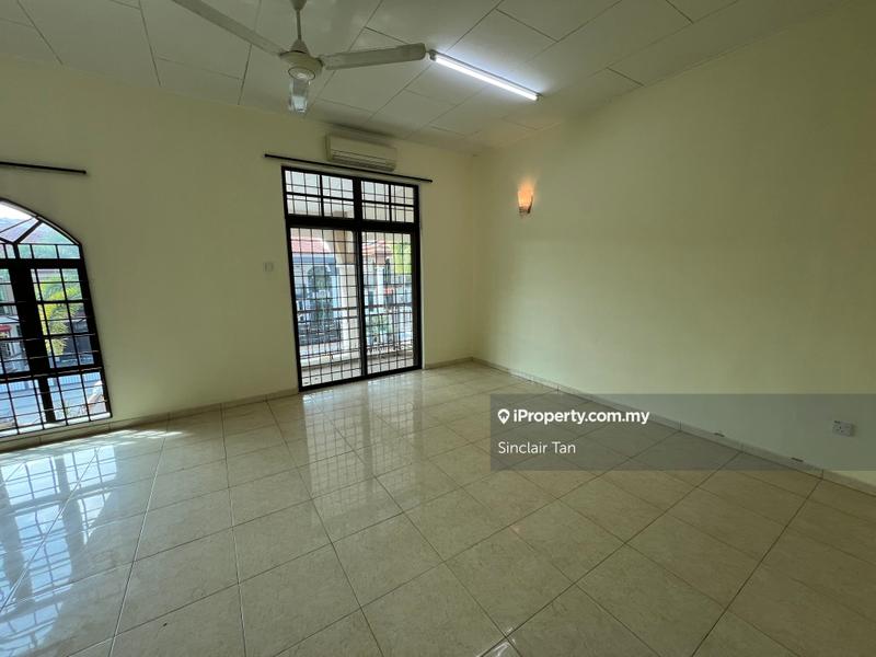 Rumah Berangkai 2 Tingkat untuk Dijual di Taman Angsa Mas, Durian Tunggal oleh Geoffery Wee - iProperty.com.my