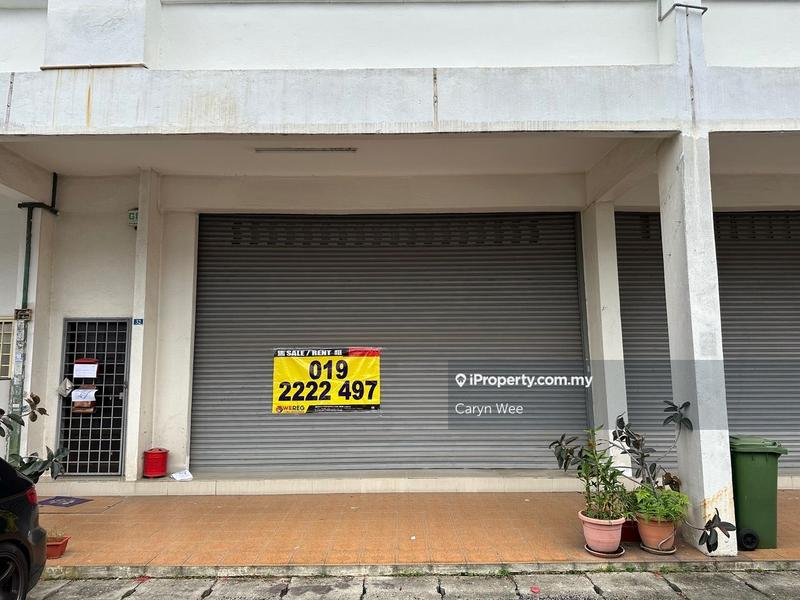 For Sale - GOOD BUY 4.5% ROI 2,000sf factory for sale at Subang Jaya