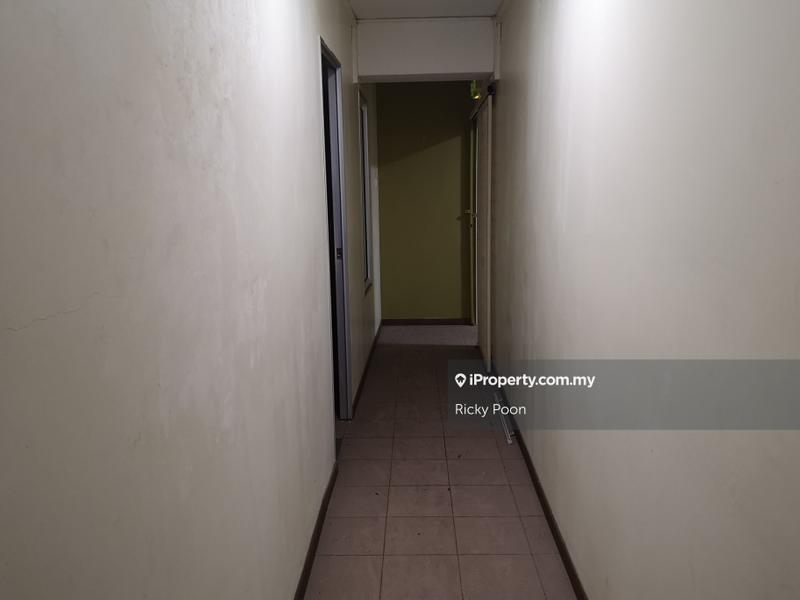 Shop / Office untuk Dijual di Jalan Pudu, KL City Centre oleh Ricky Poon - iProperty.com.my