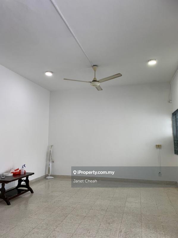 Rumah Berangkai 2 Tingkat untuk Dijual di Seksyen 19, Petaling Jaya oleh Janet Cheah - iProperty.com.my