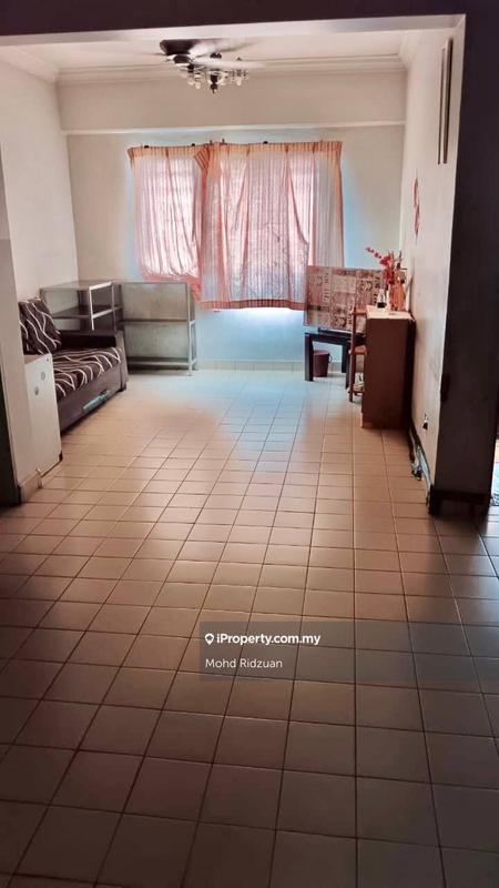 For Sale - Prisma Perdana