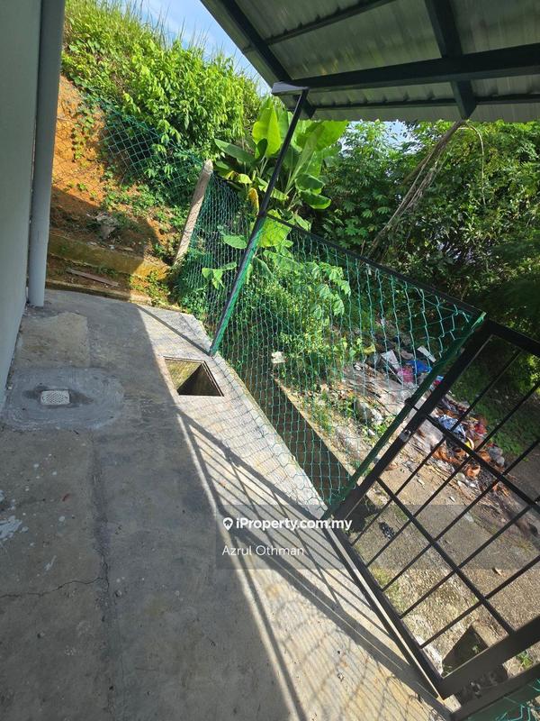 Rumah Berangkai 2 Tingkat untuk Dijual di Bandar Springhill, Port Dickson oleh Azrul Othman - iProperty.com.my