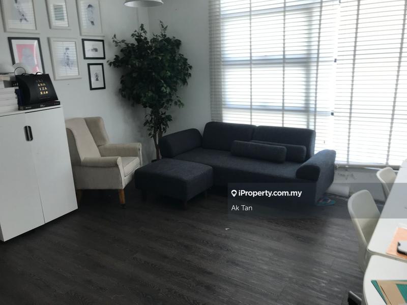Pejabat untuk Dijual di sungai besi, Kuala Lumpur, Seri Kembangan oleh Daren Tan - iProperty.com.my