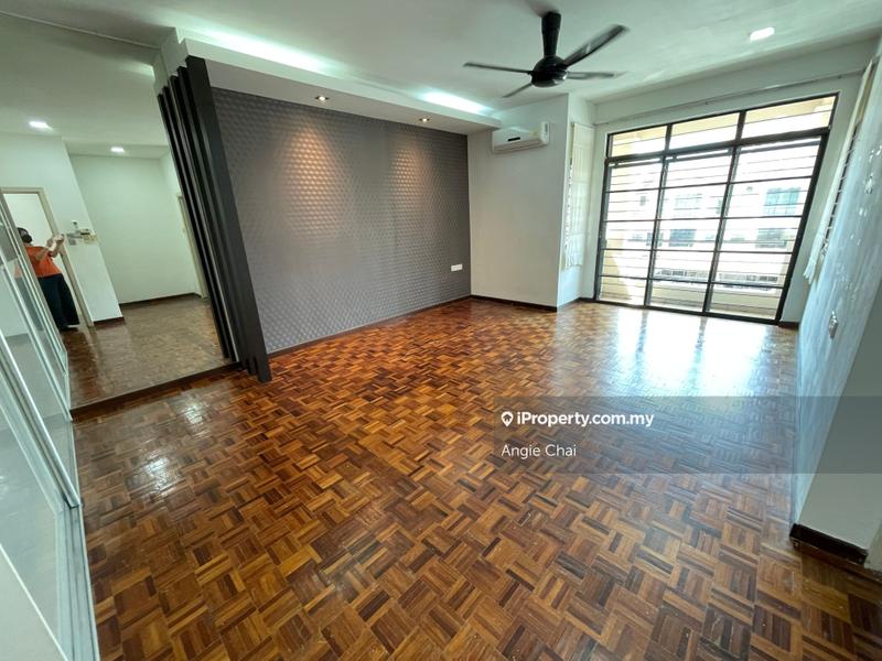 Townhouse for Sale in Sunway Damansara, Kota Damansara by Angie Chai - iProperty.com.my