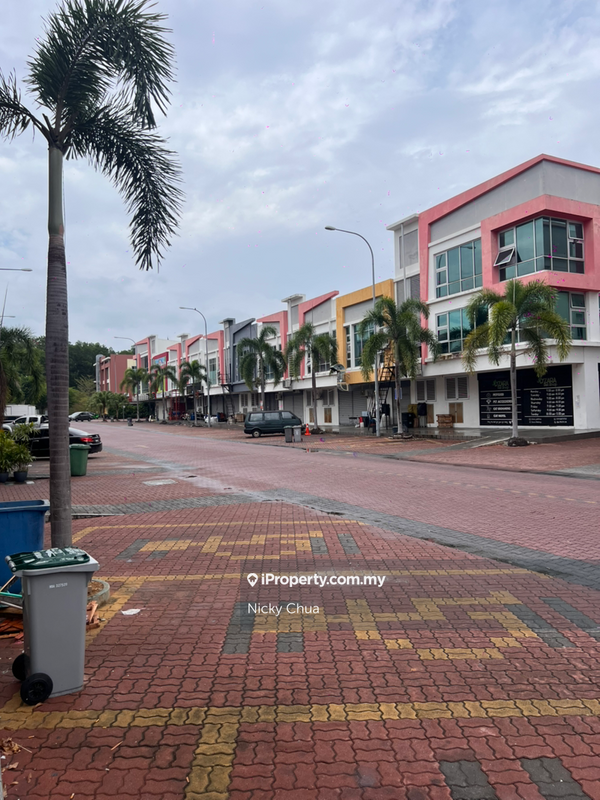Shop for Rent in Metro Sendayan Shop Lot Hot Area in Seremban, Bandar Sri Sendayan by Nicky Chua - iProperty.com.my