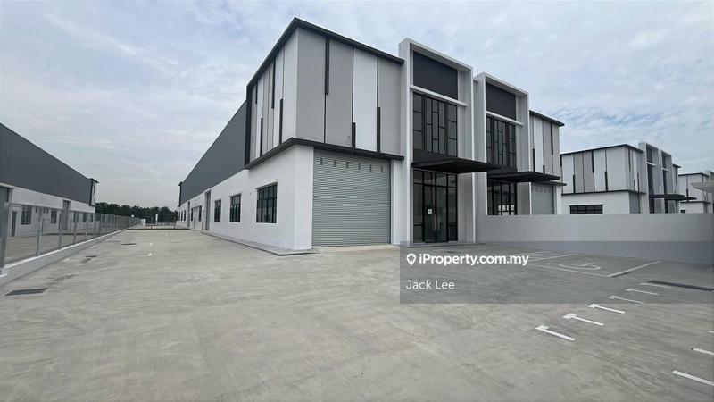For Rent - Eco Business Park I