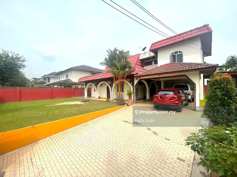 Bungalow House for Sale in Kelana Jaya, Petaling Jaya by Hafiz Zubir - iProperty.com.my