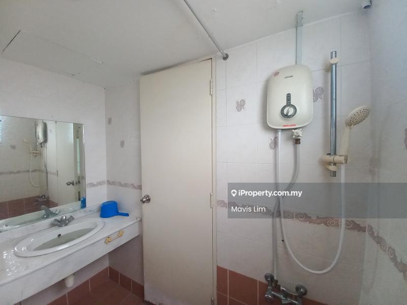 Condominium for Rent in Sri Perdana by Mavis Lim - Bathroom - iProperty.com.my