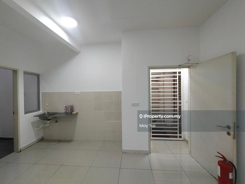 Service Residence for Rent in Savanna Executive Suite @ Southville City by May Tai - Kitchen - iProperty.com.my