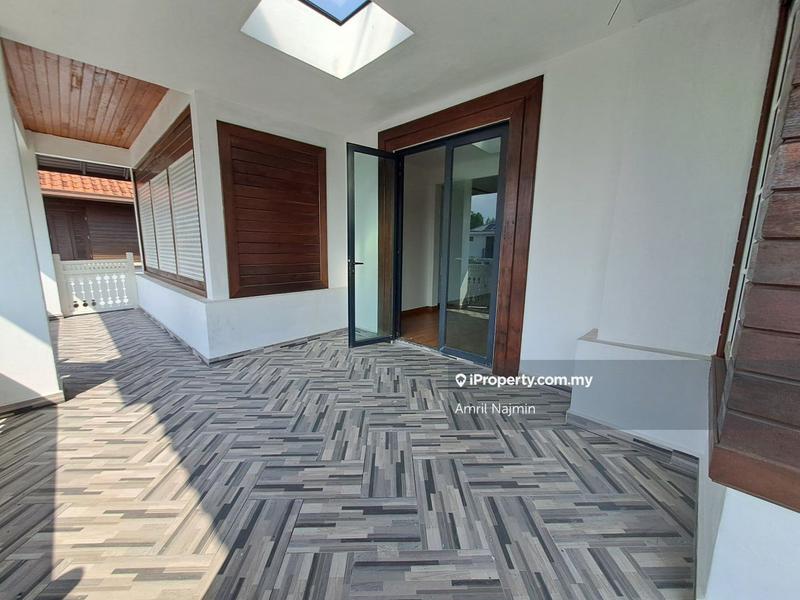 Bungalow House for Sale in Bukit Jelutong, Shah Alam by Amril Najmin - iProperty.com.my