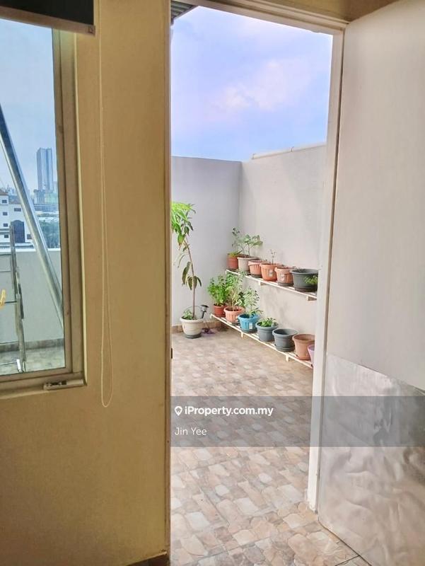 Condominium for Sale in 8 Petaling by Jin Yee - iProperty.com.my