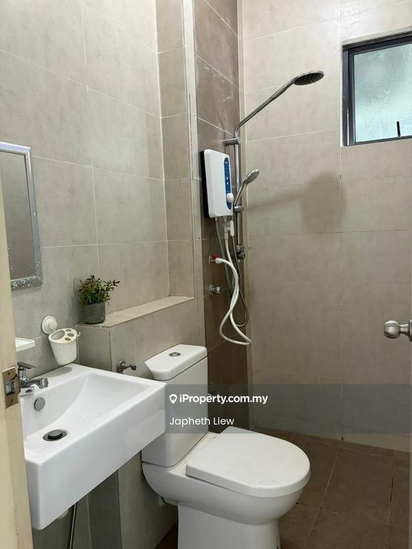 Condominium for Rent in Lido Four Seasons Residence by Japheth Liew - Bathroom - iProperty.com.my