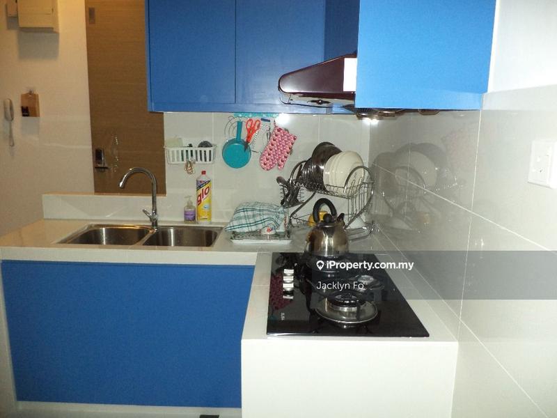 Kediaman Servis untuk Dijual di Skypod Residence oleh Jacklyn Fo - iProperty.com.my