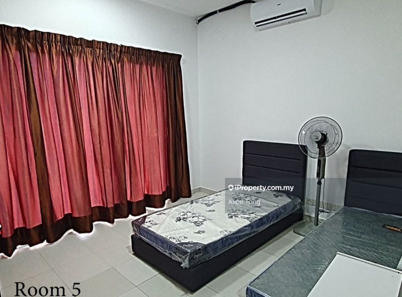 For Rent - Suria Jelatek