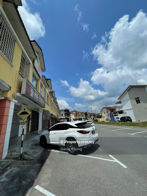 Shop / Office untuk Dijual di Bandar Putra, Kulai oleh Daniel Chong - iProperty.com.my