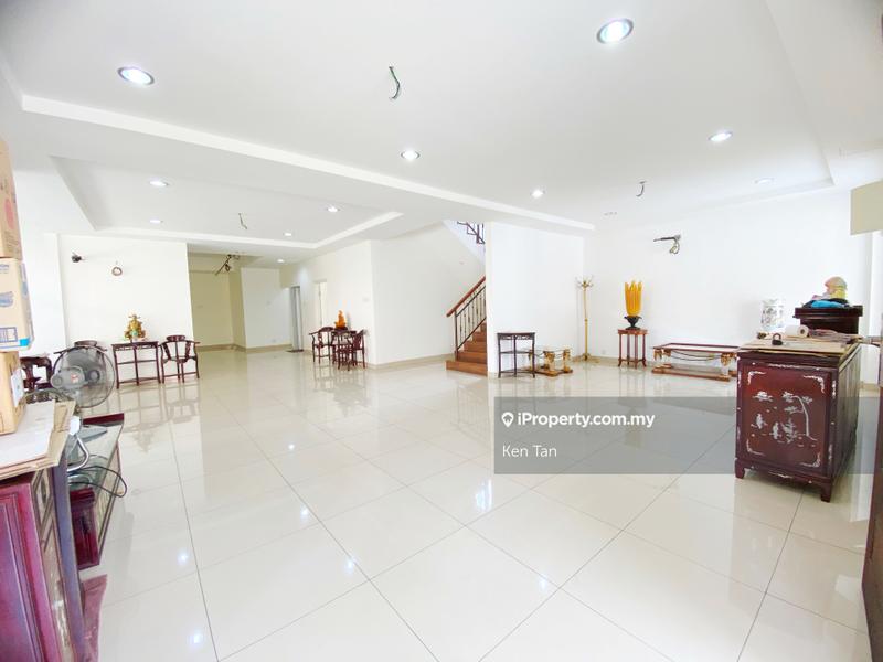 Bungalow House for Sale in Sunway Damansara, Kota Damansara by Ken Tan - iProperty.com.my