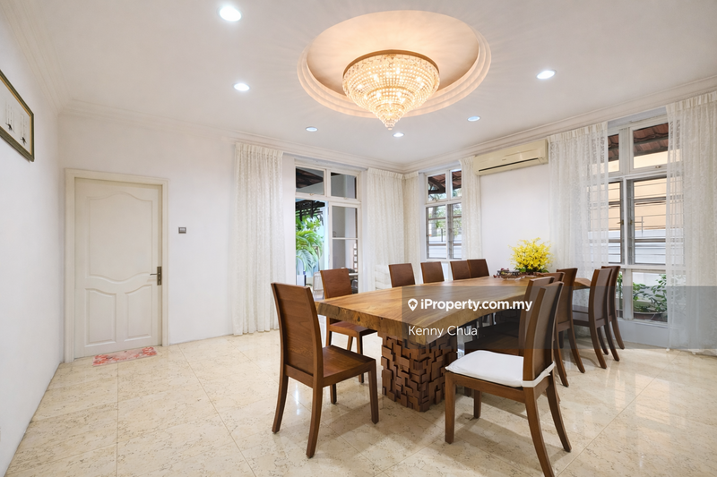 For Sale - Glenmarie Courts