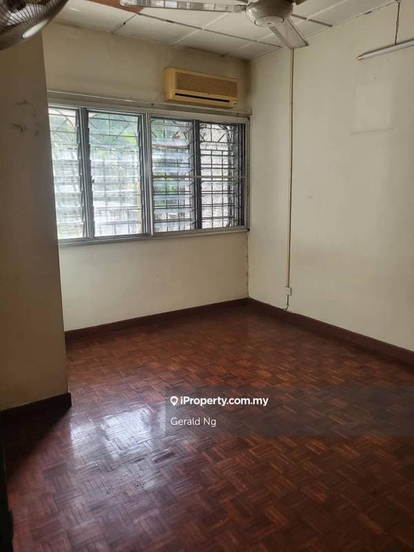 Flat for Sale in Gasing Indah by Gerald Ng - iProperty.com.my