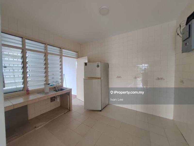 Condominium for Sale in University Tower by Ivan Lee - iProperty.com.my