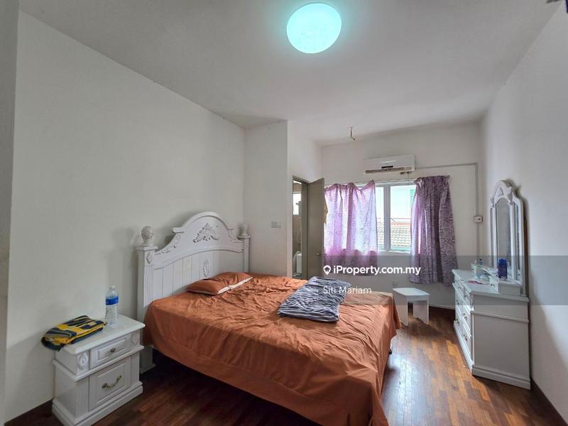 2.5-storey Terraced House for Sale in Seksyen 8, Bangi by Siti Mariam - iProperty.com.my