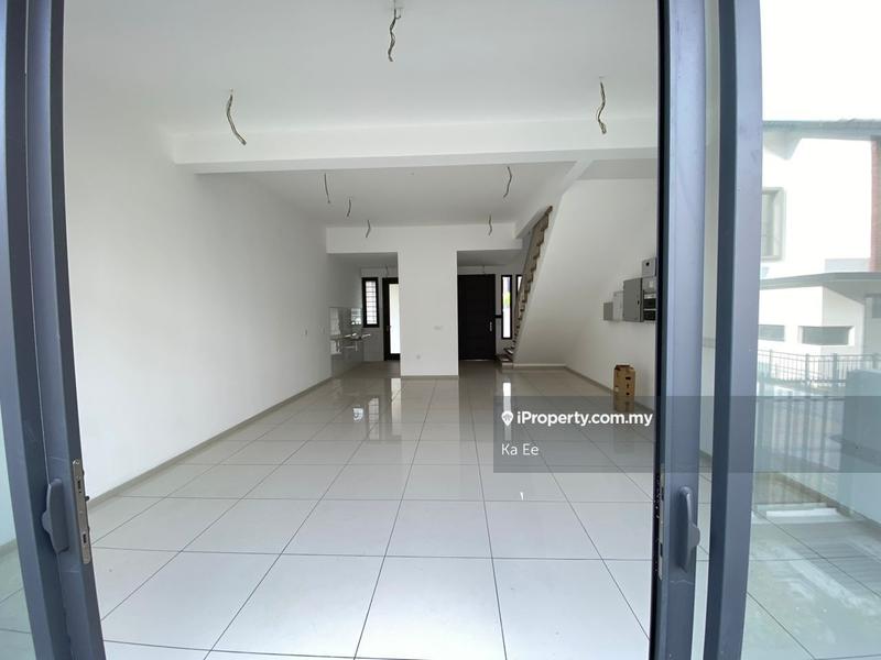 Rumah Teres 2-Tingkat untuk Dijual di Denai Alam, Shah Alam oleh Ka Ee - iProperty.com.my