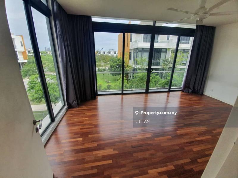 Rumah Teres 3-Tingkat untuk Dijual di Lake Fields, Sungai Besi oleh L.T TAN - iProperty.com.my