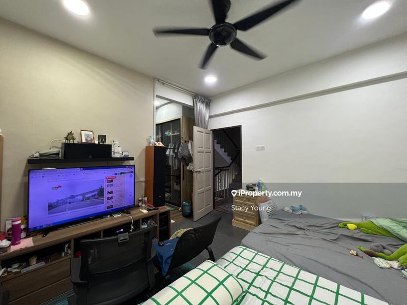 2.5-storey Terraced House for Sale in Bandar Mahkota Cheras, Cheras by Stacy Young - iProperty.com.my