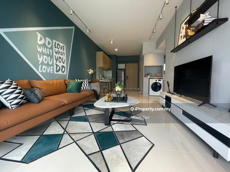 For Sale - Baron Residence @ Lake City