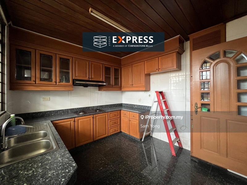 Semi-Detached House for Sale in Pujut, Miri by Sam Yong - iProperty.com.my