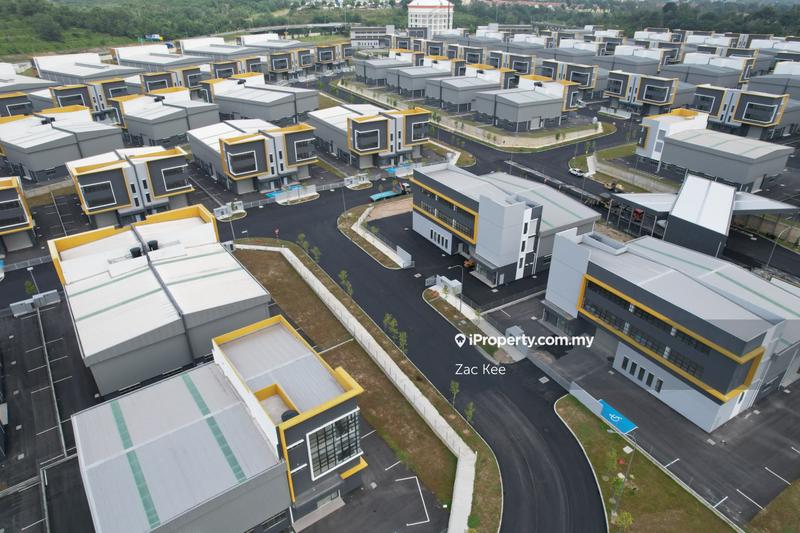 For Rent - Corner Semi D Nilai Factory Well Secured Industrial Park Beside KL Seremban Highway