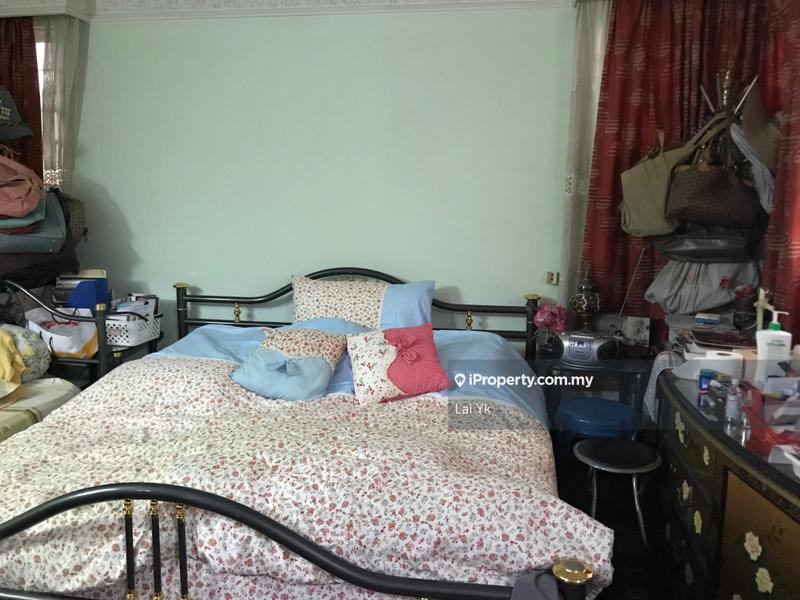 Bungalow House for Sale in Subang Jaya, Selangor by Lai Yk - iProperty.com.my