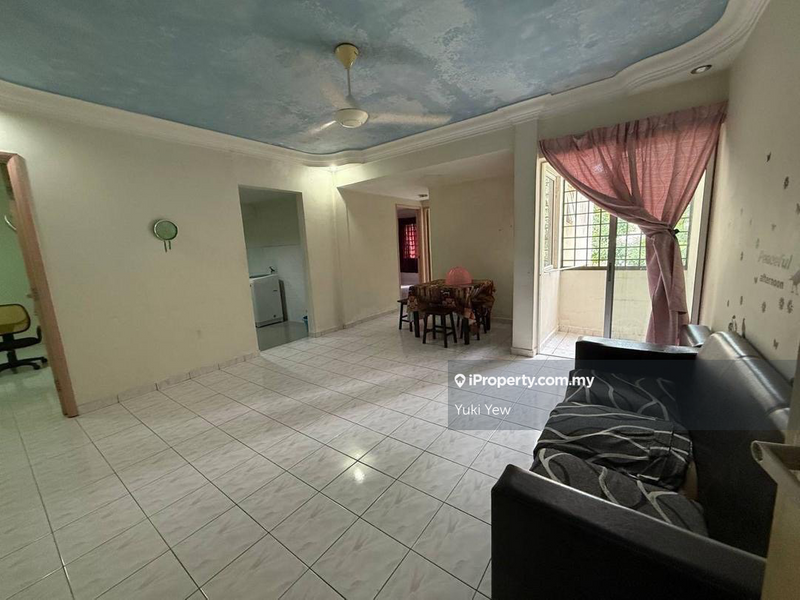 Flat for Sale in Sri Intan by Yuki Yew - iProperty.com.my